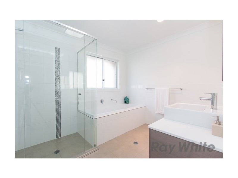 7 Floribunda Street, Floraville NSW 2280