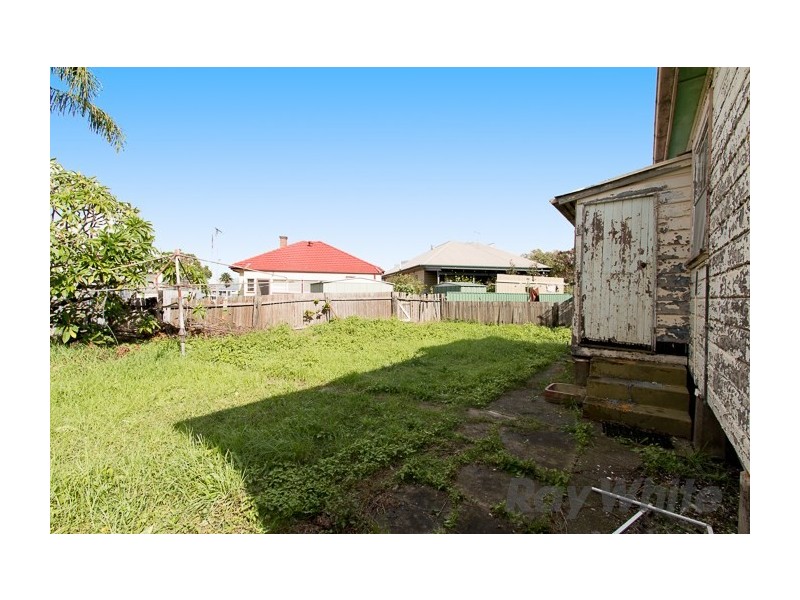 21 Braye Street, Mayfield NSW 2304