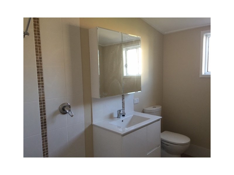 8A Renfrew Street, Edgeworth NSW 2285