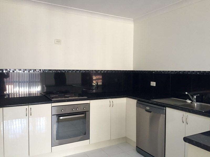 1/17 Kalinda Close, Lambton NSW 2299