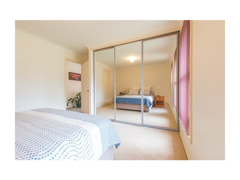 75 Myles Avenue, Warners Bay NSW 2282