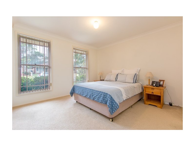 75 Myles Avenue, Warners Bay NSW 2282