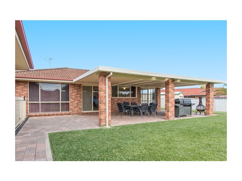 75 Myles Avenue, Warners Bay NSW 2282