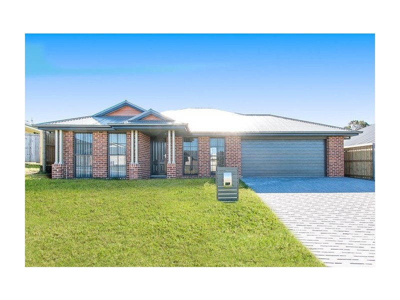 13 Myrtle Crescent, Aberglasslyn NSW 2320