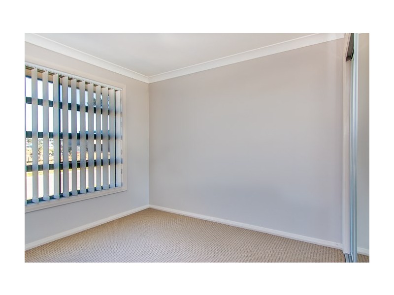 13 Myrtle Crescent, Aberglasslyn NSW 2320