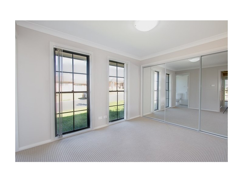 55 Redgum Circuit, Aberglasslyn NSW 2320