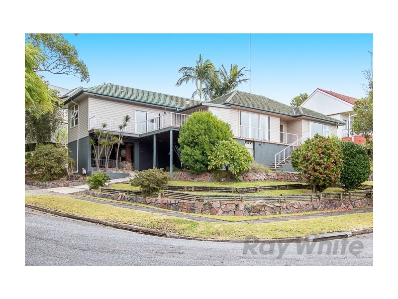 8 Crossland Street, Adamstown Heights NSW 2289