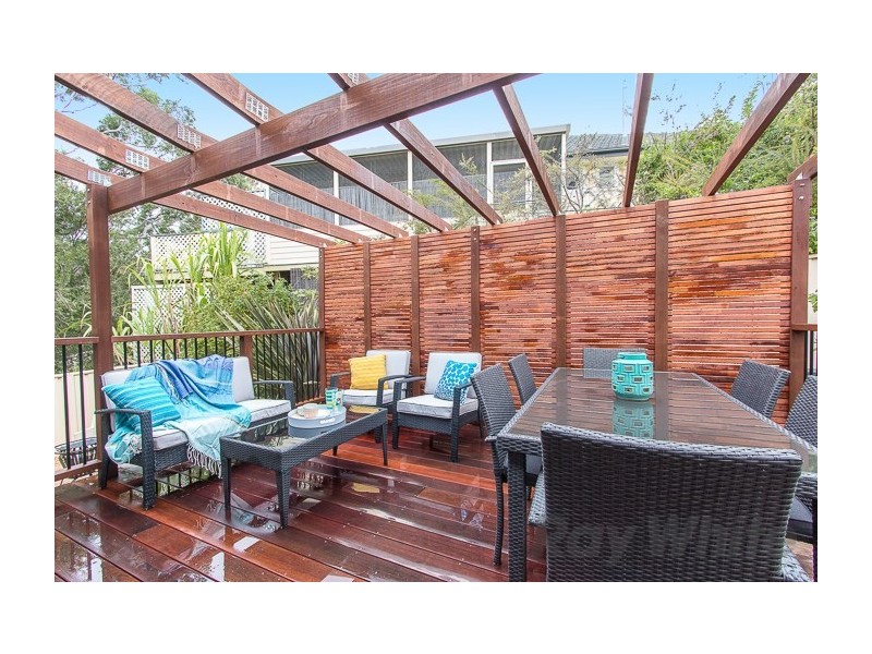 8 Crossland Street, Adamstown Heights NSW 2289