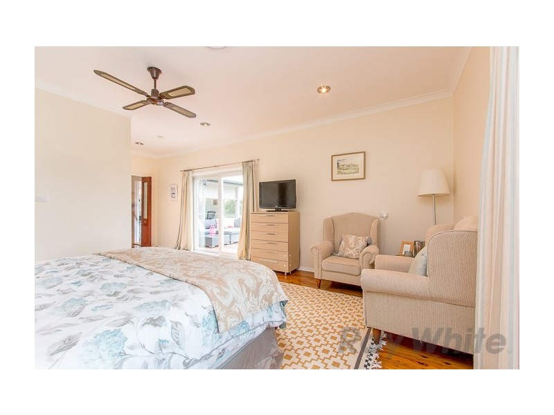 8 Crossland Street, Adamstown Heights NSW 2289