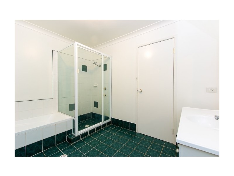 77 Schanck Drive, Metford NSW 2323