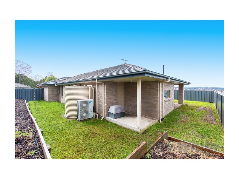 15 Graysynd Circuit, Cameron Park NSW 2285