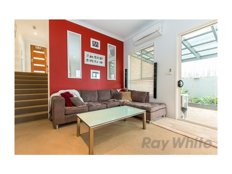 2 Merivale Road, Mount Hutton NSW 2290