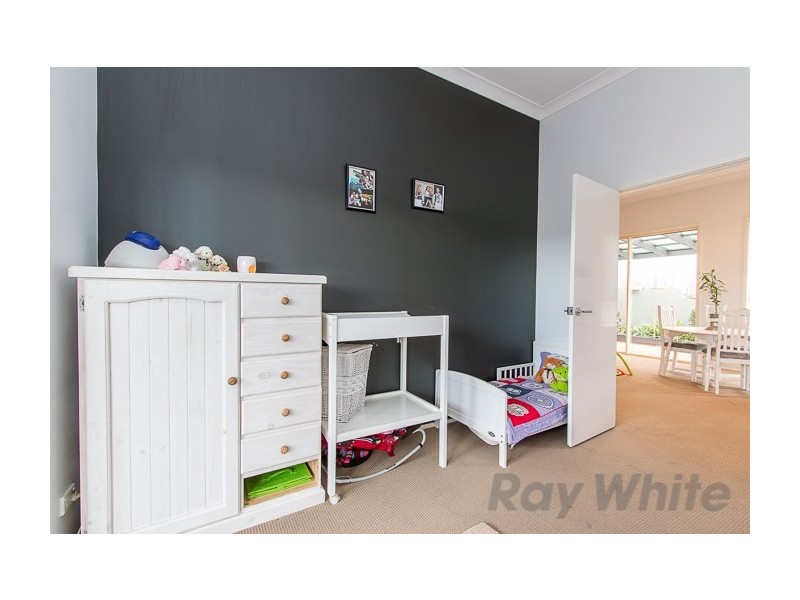 2 Merivale Road, Mount Hutton NSW 2290