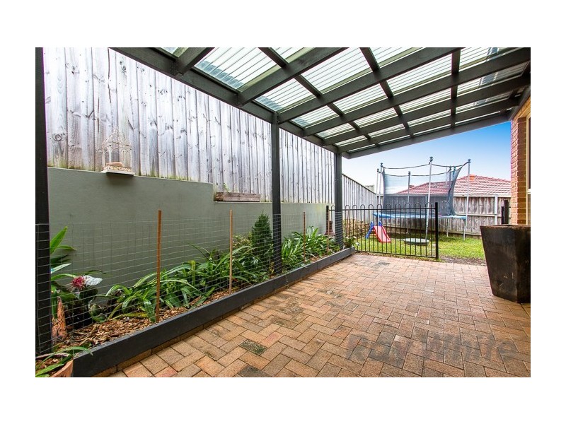 2 Merivale Road, Mount Hutton NSW 2290