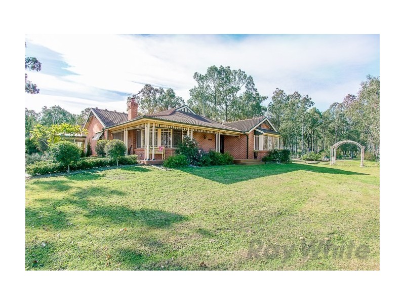 2 Brough Place, Wallalong NSW 2320