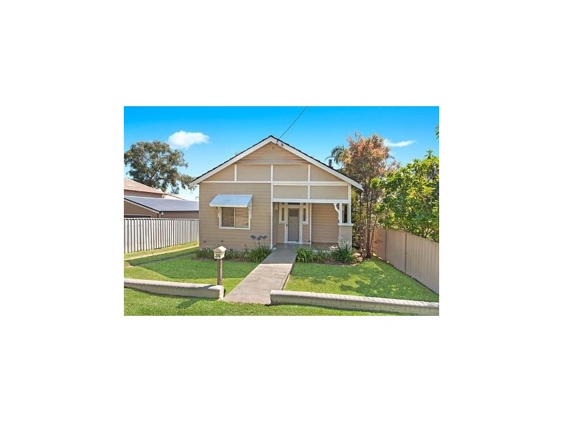 34 Speers Street, Speers Point NSW 2284