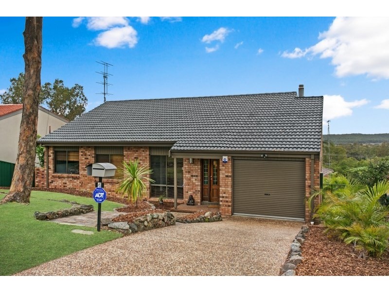 4 Chelston Street, Warners Bay NSW 2282