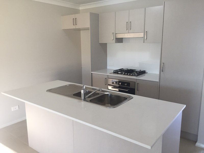 18 Sapphire Drive, Rutherford NSW 2320