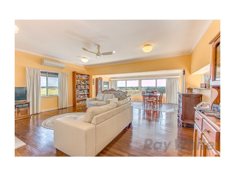 16 Parkway Avenue, Raymond Terrace NSW 2324