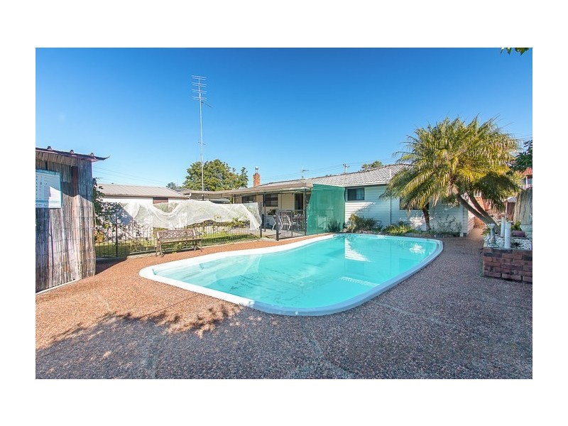 15 Beauford Avenue, Maryland NSW 2287