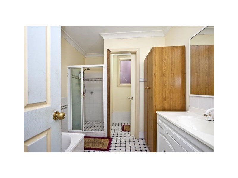 98 Chin Chen Street, Islington NSW 2296