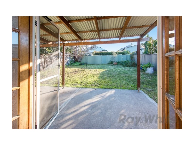 52 Barton Street, Mayfield NSW 2304