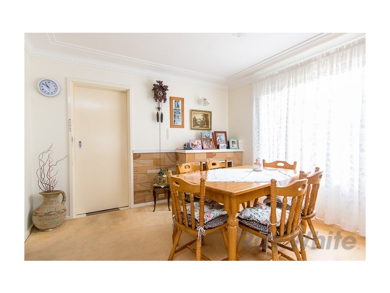 30 Laxton Crescent, Belmont North NSW 2280