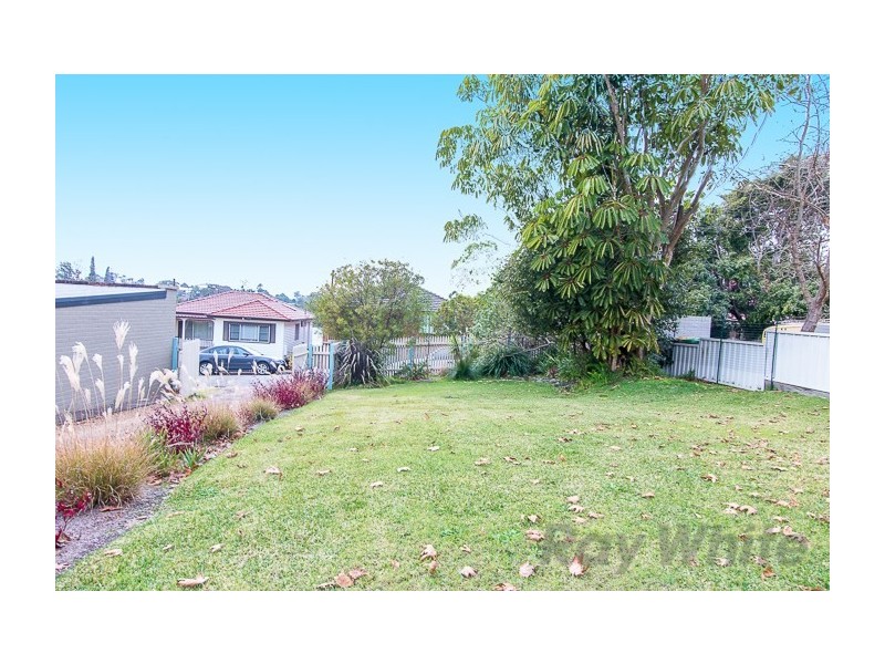 23 Lees Street, Charlestown NSW 2290