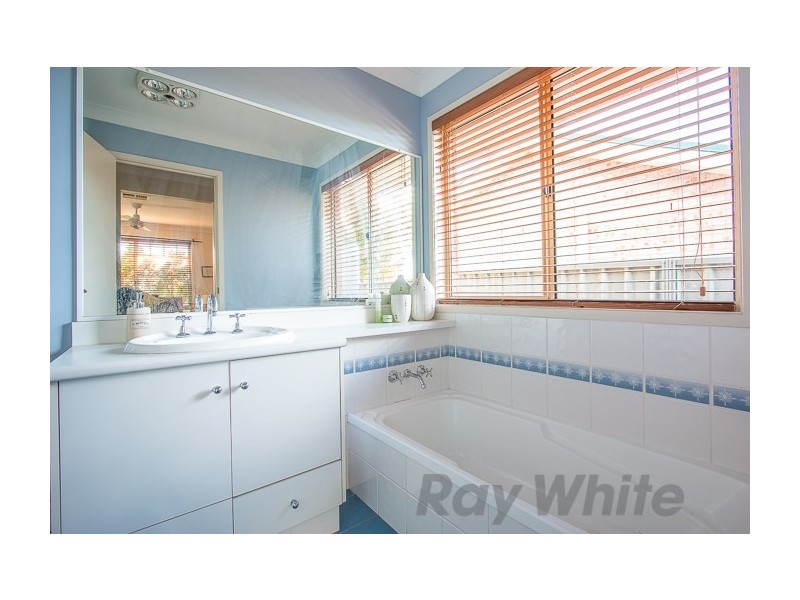 69 Gundaroo Circuit, Maryland NSW 2287