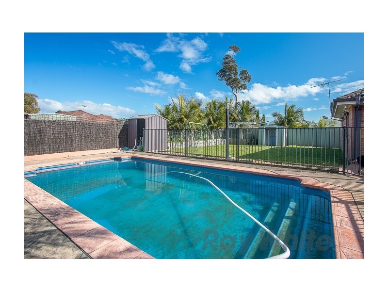 69 Gundaroo Circuit, Maryland NSW 2287