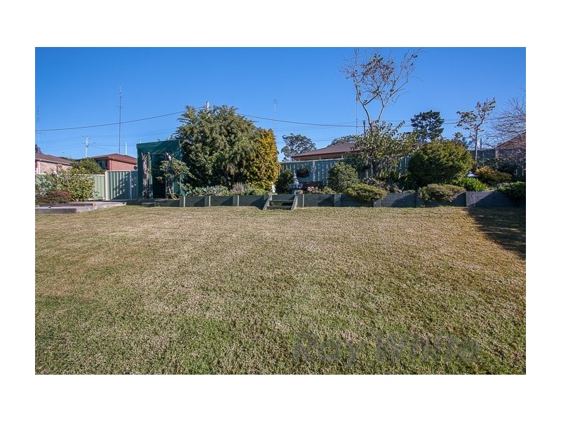 13 Aquarius Avenue, Elermore Vale NSW 2287