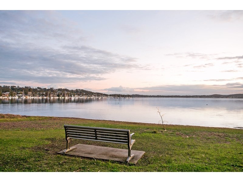 202/51 Parklea Avenue, Croudace Bay NSW 2280