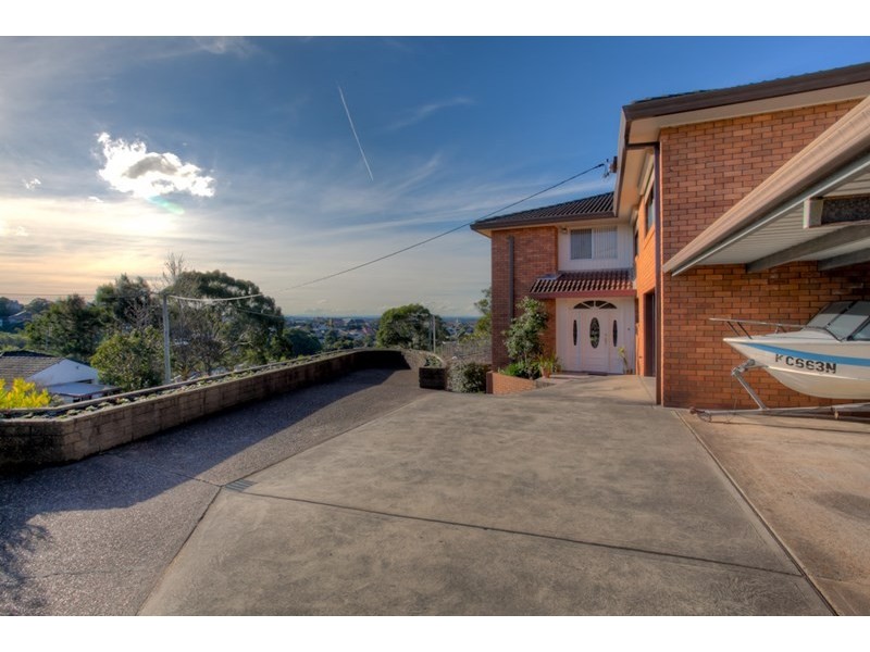 21 Yule Road, Merewether NSW 2291