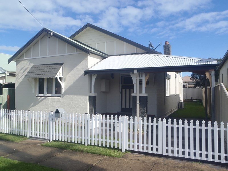 13 Cowper Street, Georgetown NSW 2298