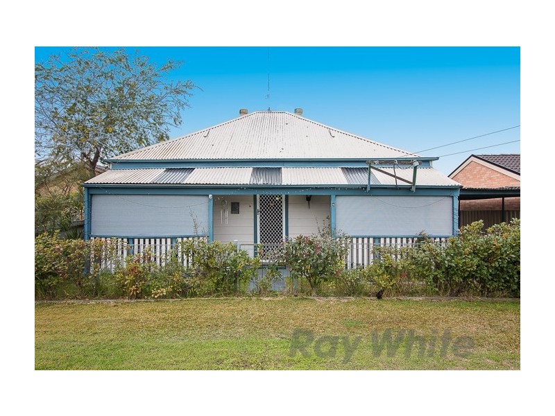 4 Mount Street, Maryland NSW 2287