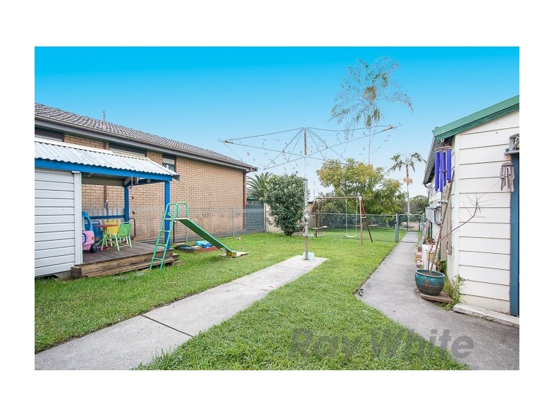 4 Mount Street, Maryland NSW 2287