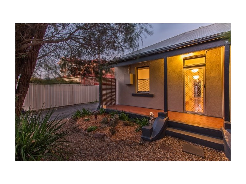 5 Bourke Street, Adamstown NSW 2289