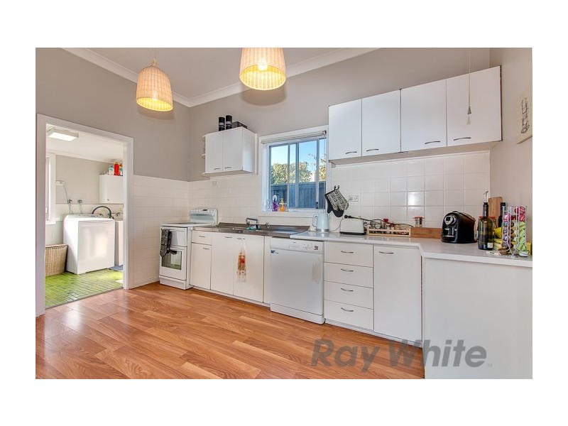 5 Victoria Street, Carrington NSW 2294