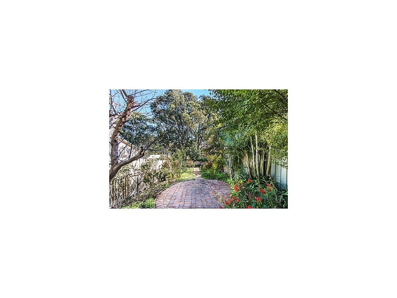 32 Garden Grove Parade, Adamstown Heights NSW 2289