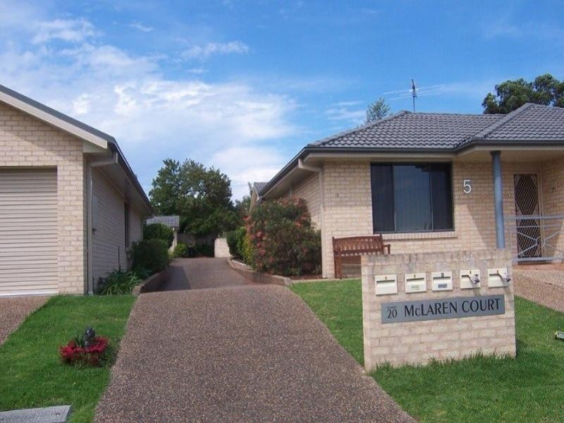 20 Bonarius Street, Warners Bay NSW 2282