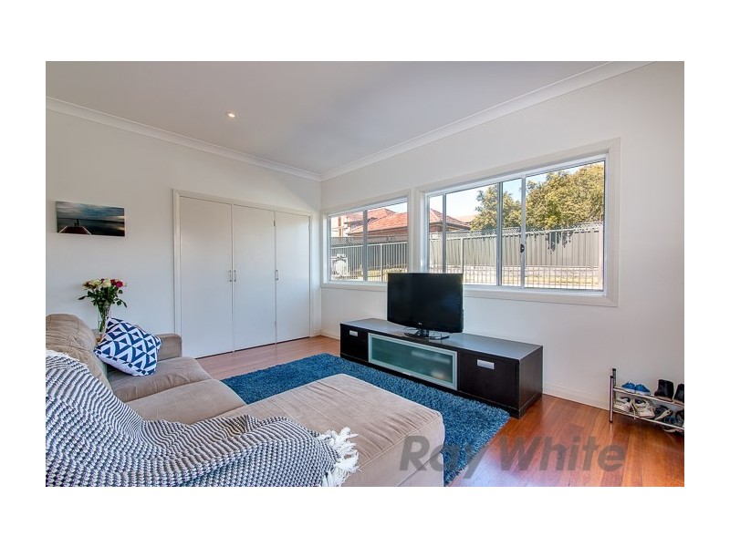 8 Hallvert Crescent, Charlestown NSW 2290