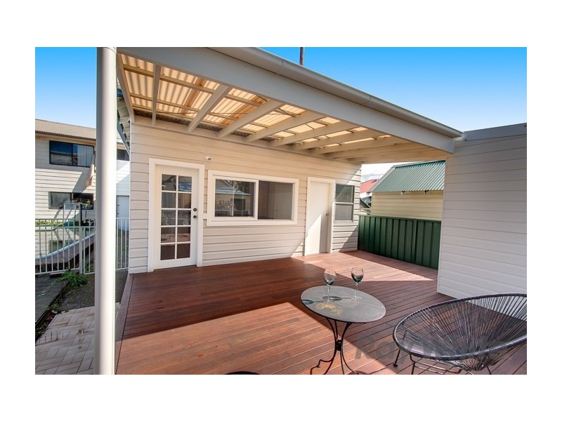 2 Bourke Street, Carrington NSW 2294