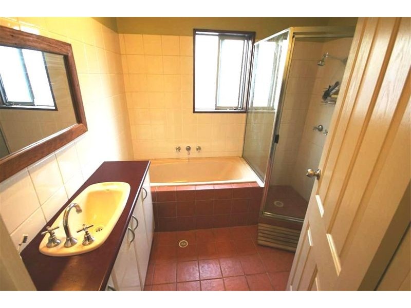 33 Jellicoe Parade, New Lambton NSW 2305