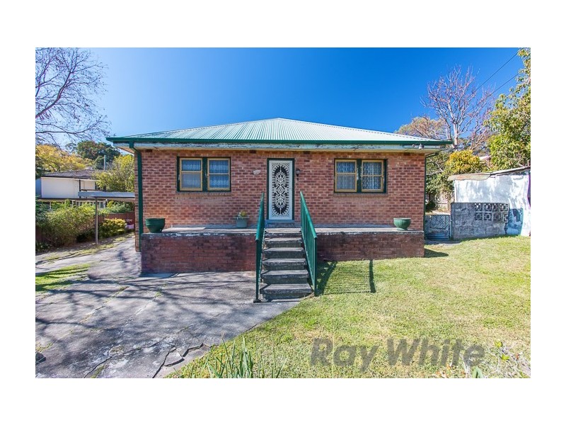 6 Pearce Street, Cardiff NSW 2285