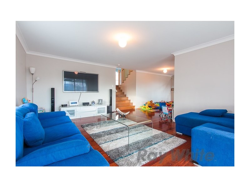 87 Constitution Drive, Cameron Park NSW 2285