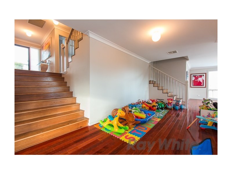 87 Constitution Drive, Cameron Park NSW 2285