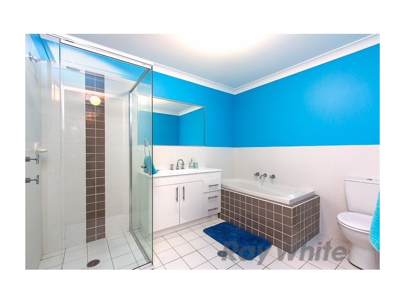 87 Constitution Drive, Cameron Park NSW 2285