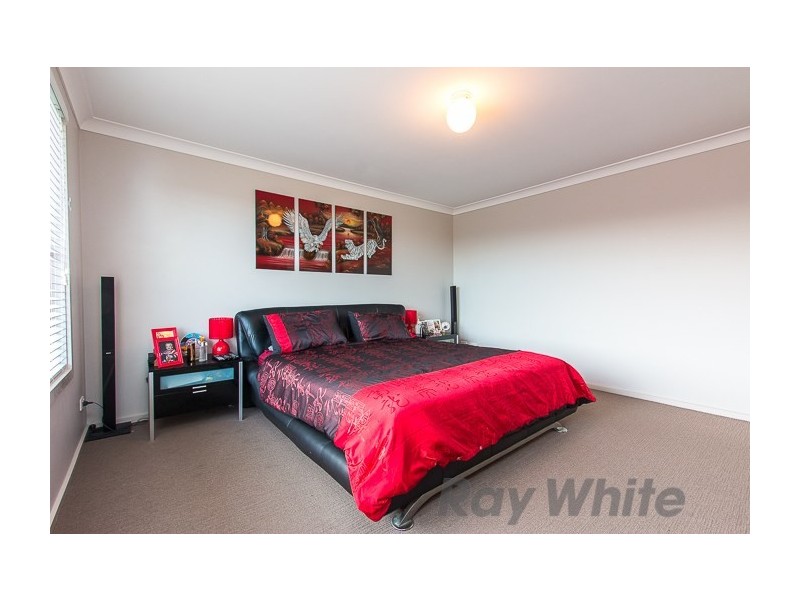 87 Constitution Drive, Cameron Park NSW 2285