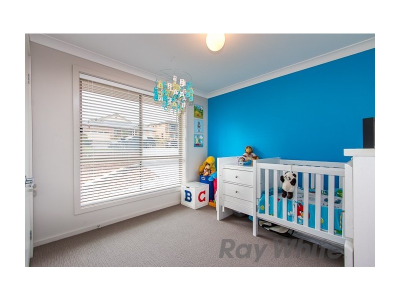 87 Constitution Drive, Cameron Park NSW 2285