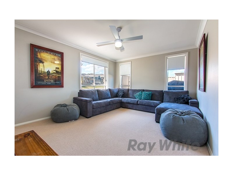 7 Nicholas Close, Cameron Park NSW 2285
